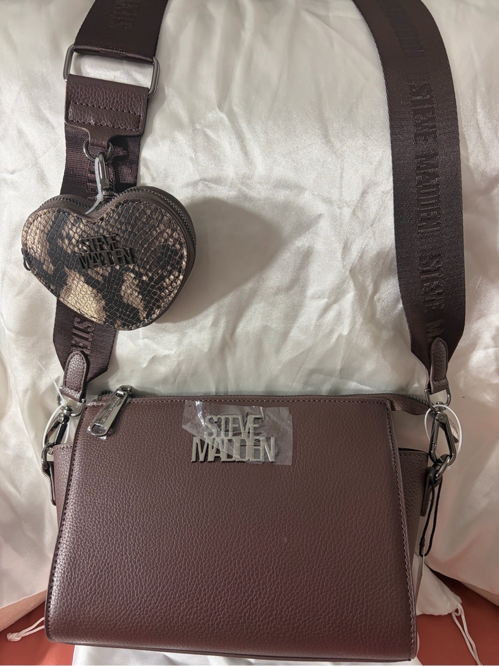 NWT Steve Madden Brown Pebbled Crossbody with Snake-Print Heart Charm